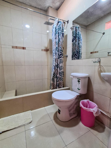 Bathroom 3, Hotel Las Americas, Cuenca