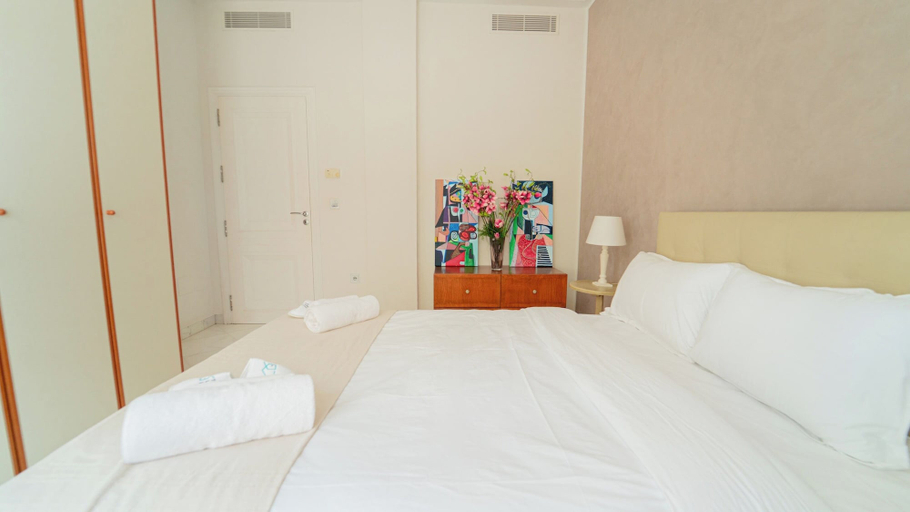 Room 2, Infinity View Spacious 3 bd With Lake View