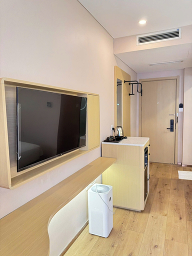 Others 5, Elong me Hotel, District 7