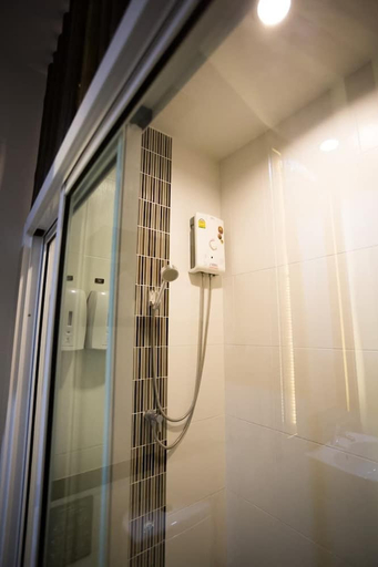 Bathroom 3, iBooking Trams Square, Muang Chiang Mai