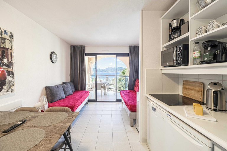 Interior 4, Charming Flat With sea View - 1BR - 2P - Bocca, Alpes-Maritimes