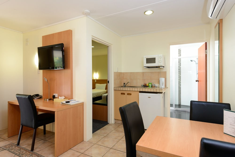 Others 2, Bundaberg International Motor Inn, Bundaberg