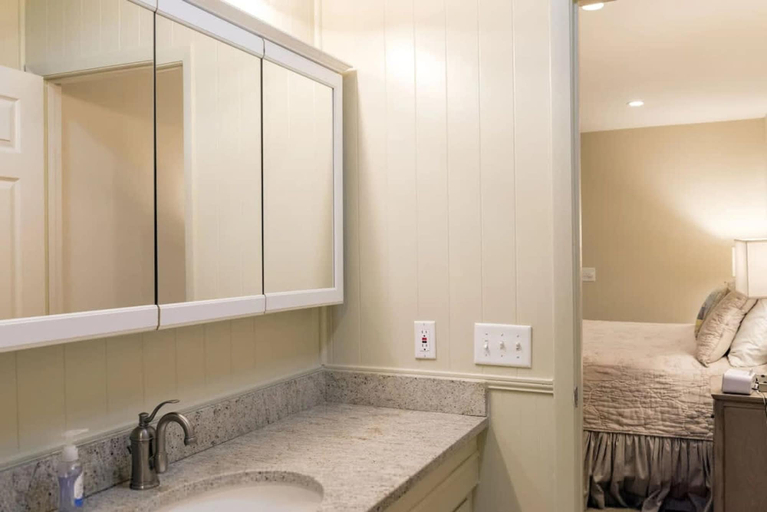 Room 5, Best Value in Seabrook - Heron Run, Charleston