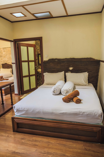 Bedroom 4, Family Hotel Gradia 1, Malang