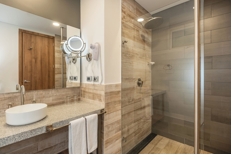 Bathroom 3, Hotel Spirito by Spiwak, Yumbo