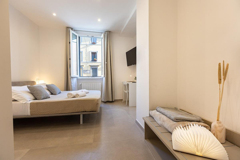 Bedroom 2, Colosseum Holidays - San Giovanni in Laterano, Rome