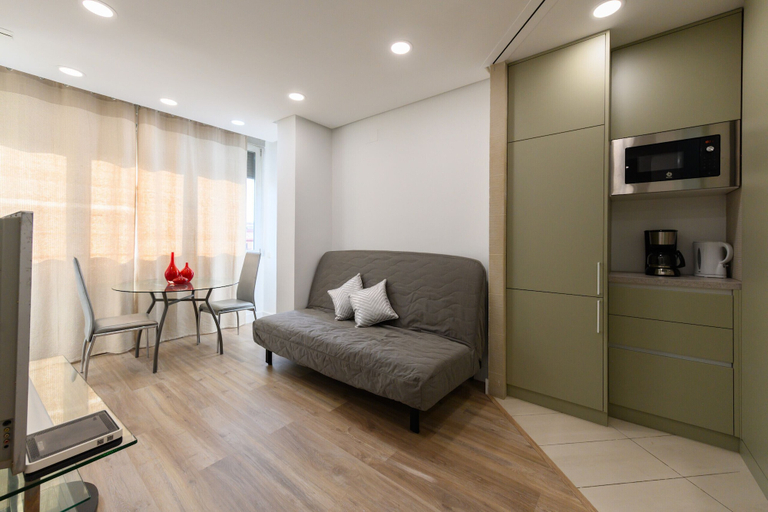 Room 3, M Ore365 Encantador Piso de 2 Dormitorios con v, Madrid