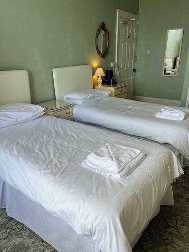 Room 4, Lynton House, Devon