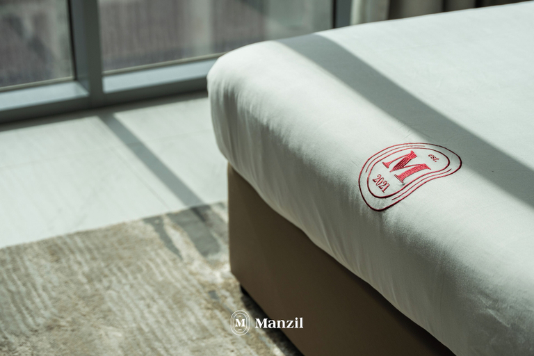 Room 4, Manzil - Lux 1BR minutes to Dubai Mall, Dubai