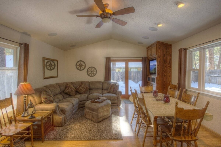 Others 5, Breezy Pines Cabin 4 Bedroom Home by RedAwning, El Dorado