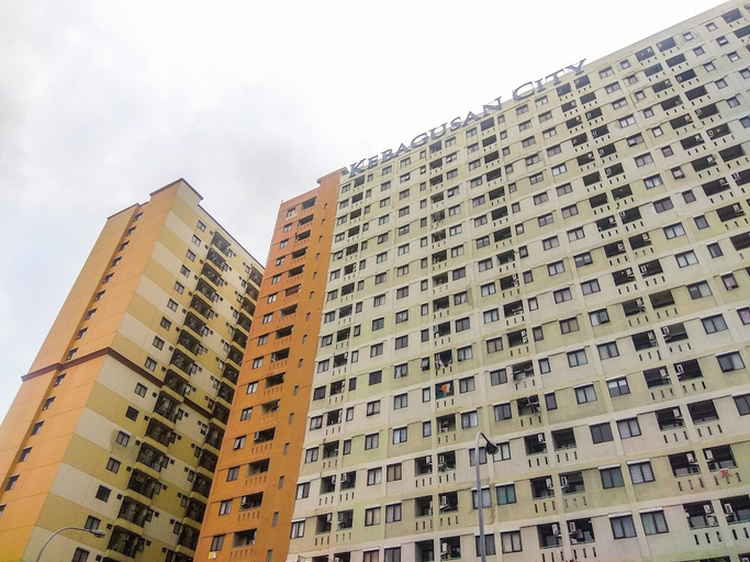 Exterior & Views 2, Homey And Restful Studio At Kebagusan City Apartment, South Jakarta