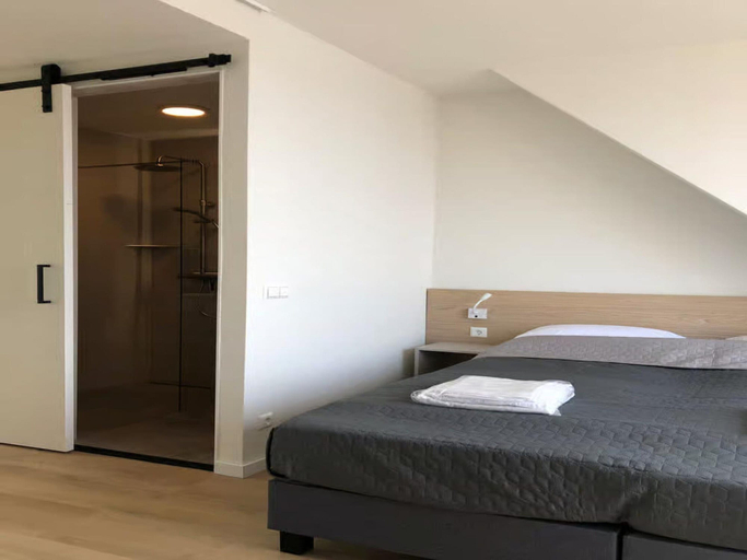 Room 4, Lodge With a Magnificent View of the Dunes, Veere