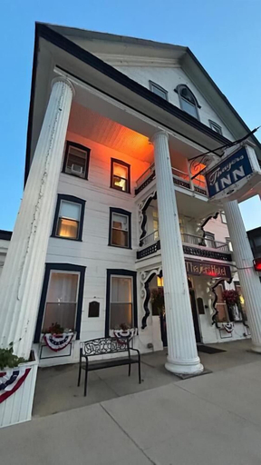 Exterior & Views 2, Thayers Inn, Grafton