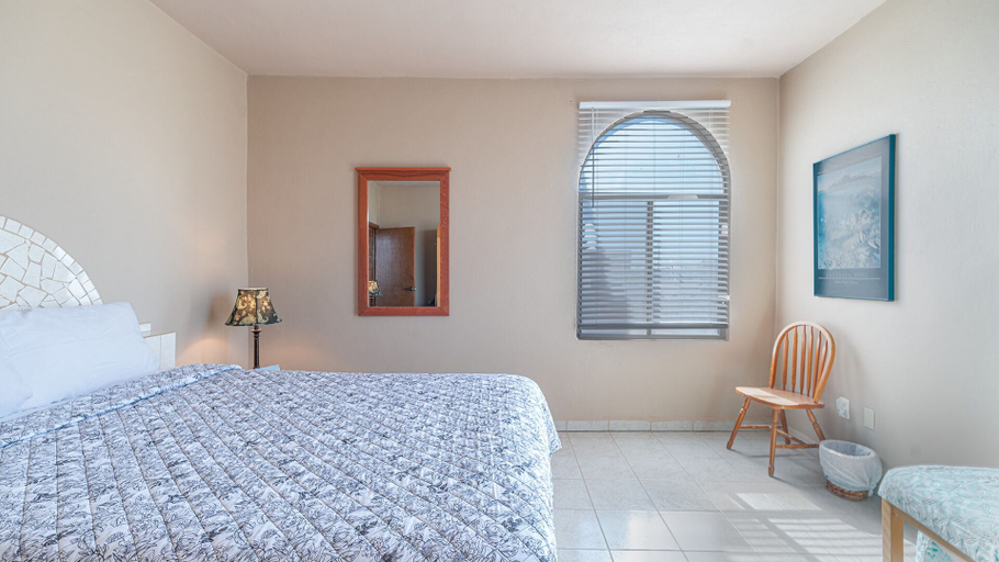Room 4, Cypress House Close Distance to the Beach at Las Conchas, Puerto Peñasco