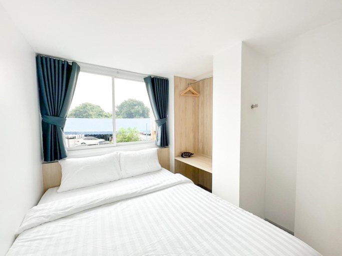 Bedroom 3, H-Banaat Hotel near Yanhee Hospital, Bang Plad