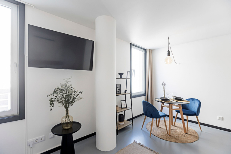 Living area 3, Regras Apartments & Garden A1 by Benefit Collection, Porto