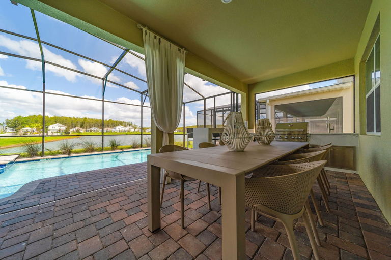 Room 4, Themed 9BR Retreat Pool Soccer Fun, Osceola