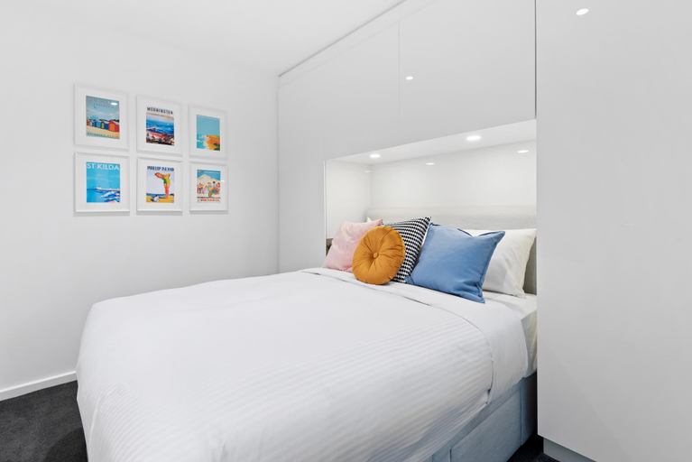 Bedroom 2, Central Entertainer with Panoramic City Views, Melbourne