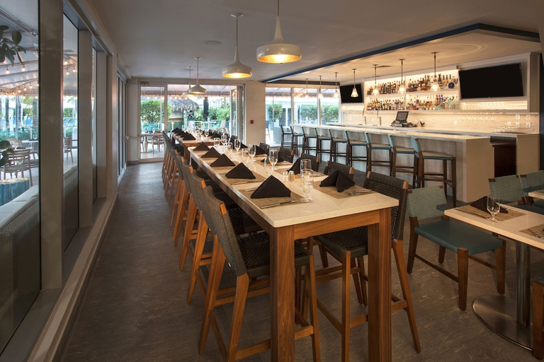 Food & Drinks 5, Hyde House, Broward