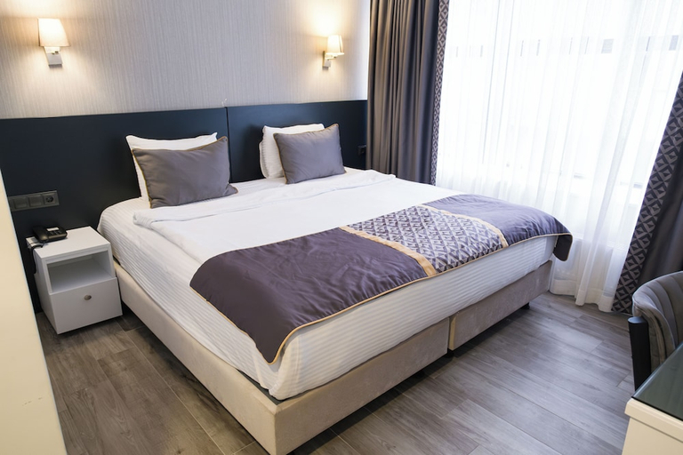 Bedroom 4, Riva Hotel Alsancak, Konak