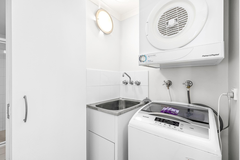 Others 5, 1-Bed Brisbane City Centre with Pool, BBQ & Gym, Brisbane
