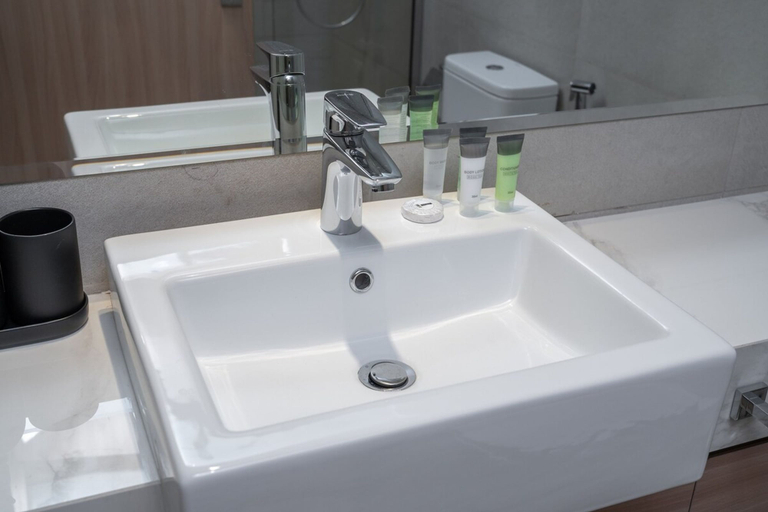 Room 3, Serene Studio Apartment at Azizi Riviera Near to Burj Khalifa, Dubai
