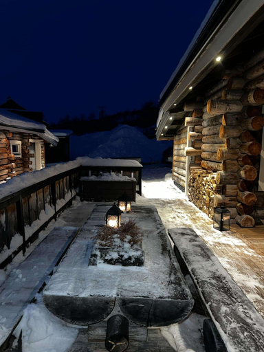 Property grounds 5, 4 Bed Cabin -sleeps 7 - Northern Light Views, Lapland