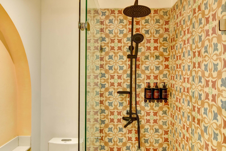 Room 5, w Startling 2BR Apartment in Trendy Zona T, Santafé de Bogotá