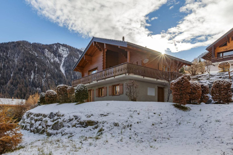 Room 5, Chalet Elbaz - Swiss Chalet With Breathtaking Views, Martigny