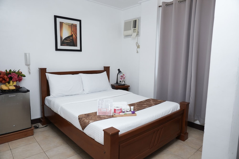 Bedroom 2, Angelyn's Dive Resort, Puerto Galera