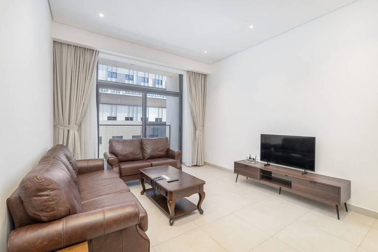 Room 3, Lovely and Spacious 1 BR in Divine Residences, Dubai