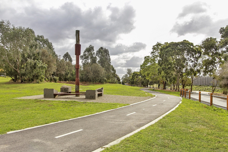 Others 4, Comfy One-bedroom Unit Between City and Airport, Melbourne