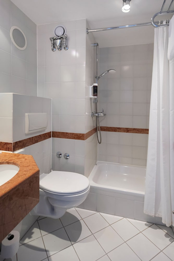 Bathroom 4, ACHAT Hotel Magdeburg, Magdeburg