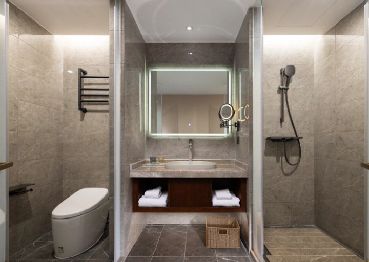 Bathroom 4, Nostalgia S Hotel(Shanghai Railway Station ), Shanghai