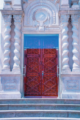 Front of property 2, Circasiana Palace Hotel Boutique, Quito