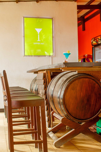 Food & Drinks 5, Citrus Hikkaduwa, Hikkaduwa