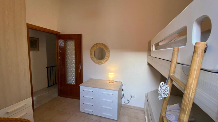 Bedroom 2, Elegant three room apartment in Porto Torres, Sassari