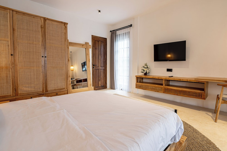 Bedroom 3, Garden Heights Villa by EVDEkimi - Elegant 3BR Jungle oasis with Hammock, Gianyar