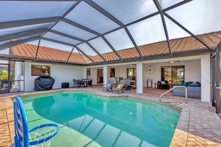 Pool 4, Punta Gorda Isles 3-Bedroom Canal-front Pool Home with Dock 3 Home, Charlotte