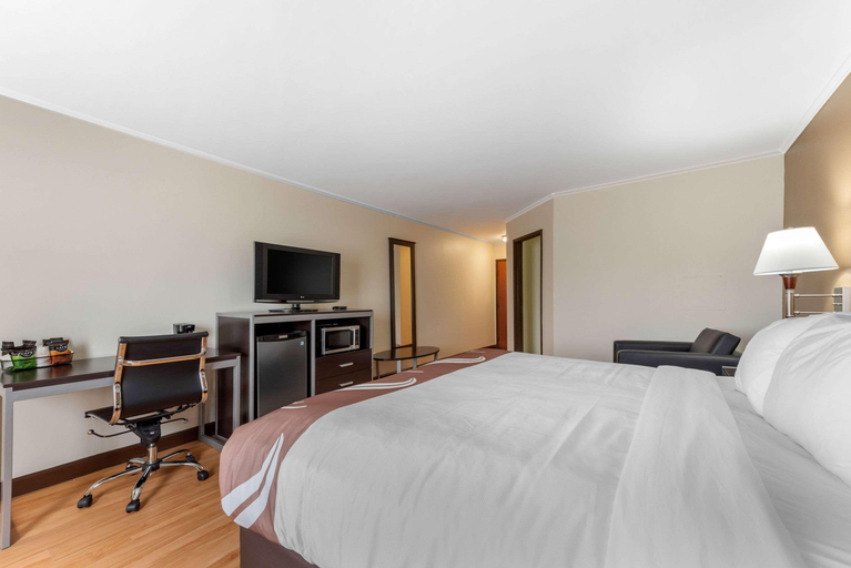 Bedroom 2, Quality Inn Fairborn near Wright Patterson AFB, Greene