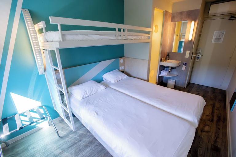 Bedroom 4, ibis budget Haguenau, Bas-Rhin