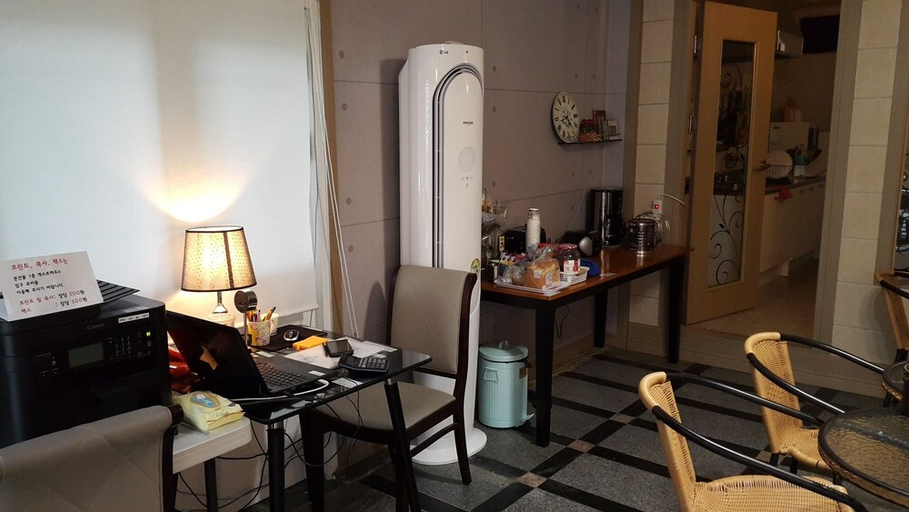 Others 3, Remnant Guesthouse - Hostel, Jung