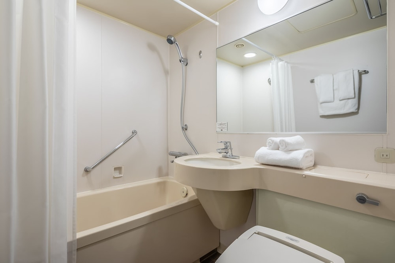 Bathroom 4, Mitsui Garden Hotel Kyoto Sanjo, Kyoto