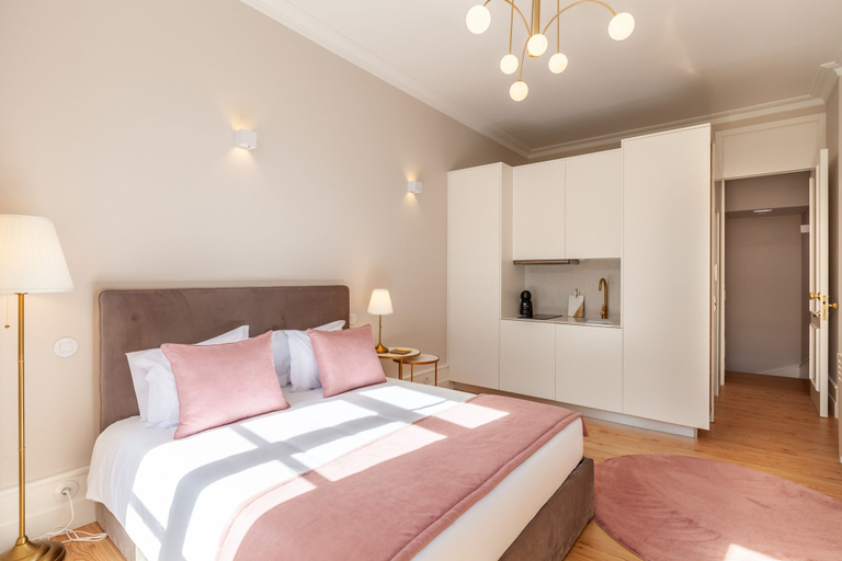 Room 2, Living Valverde Studio Rosa - Minho s Guest, Braga