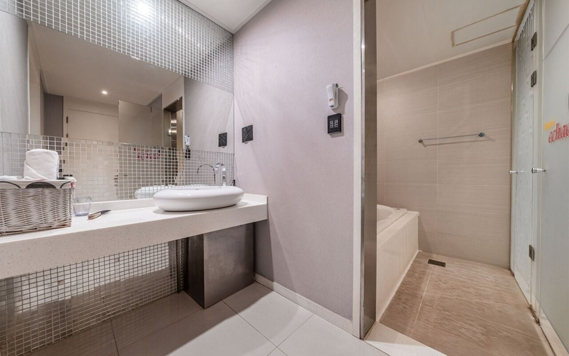 Bathroom 5, Echae Hotel, Jeju