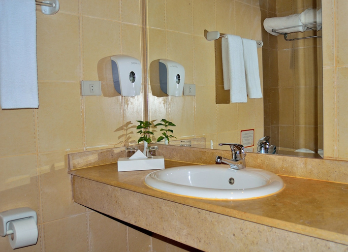Bathroom 4, JAZ Neo Naama Bay, Sharm el-Sheikh