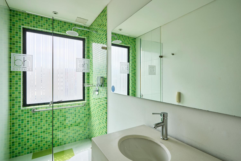 Bathroom 4, Hotel bh Parque 93, Santafé de Bogotá