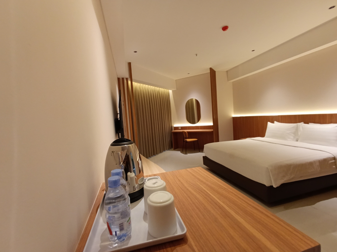 WYNS Hotel Bandung Room Type - Deluxe Double