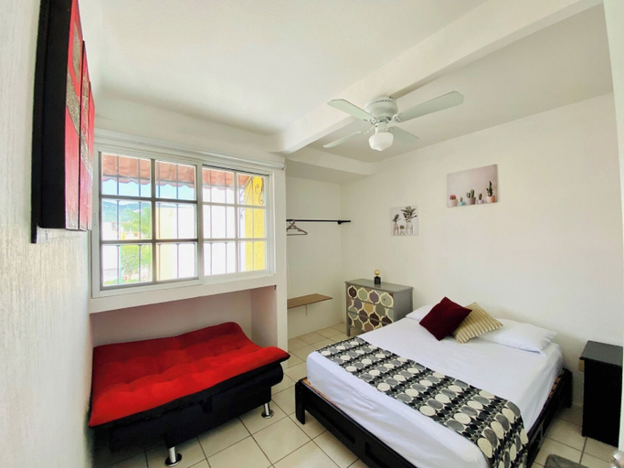 Room 4, LAS GEMELAS, Temixco