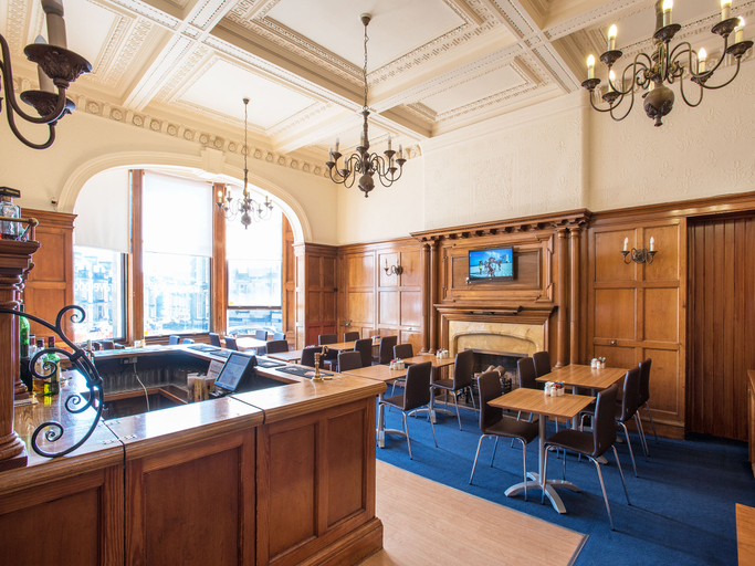 Food & Drinks 5, Travelodge Edinburgh Haymarket, Edinburgh
